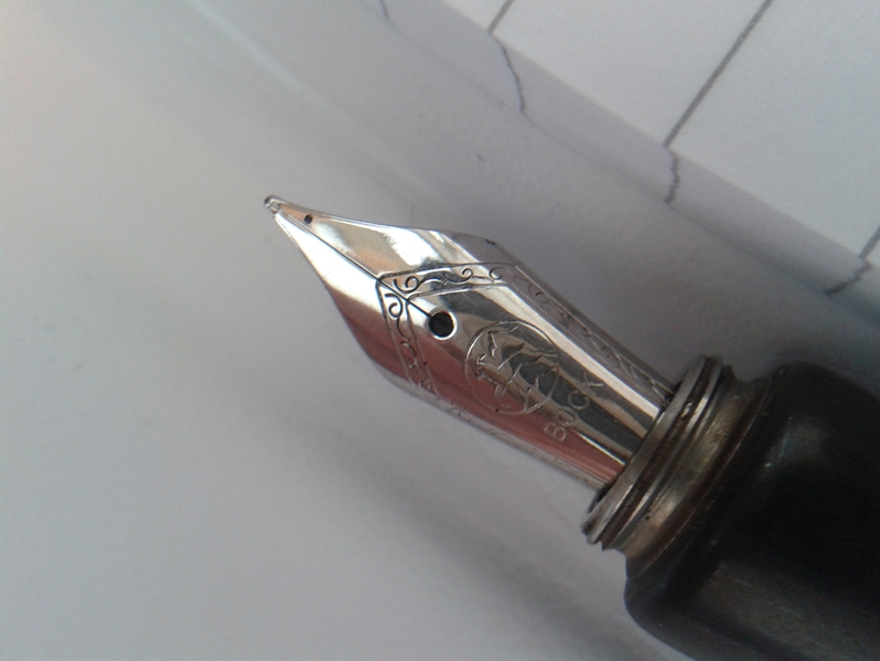 Standard M Bock nib: it lays down a nice line