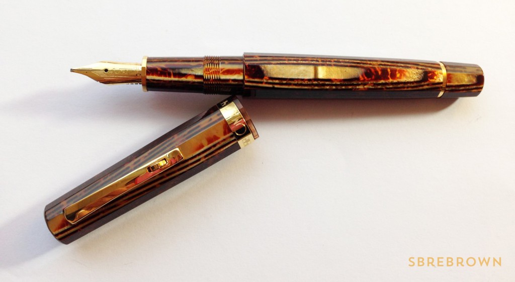 OMAS Milord Arco Celluloid Fountain Pen Review (7)