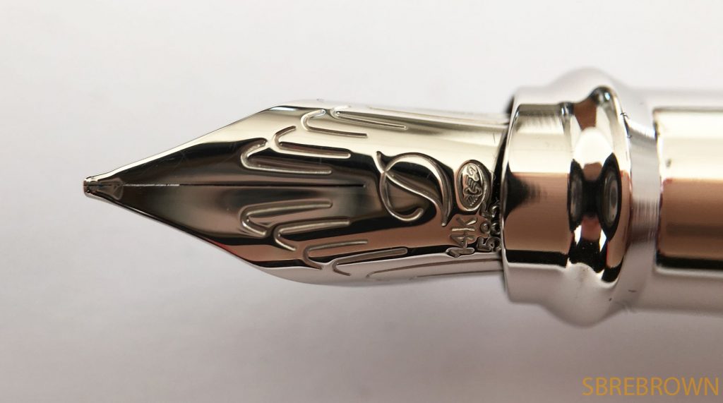 s-t-dupont-liberte-pearl-white-and-palladium-fountain-pen-review-4