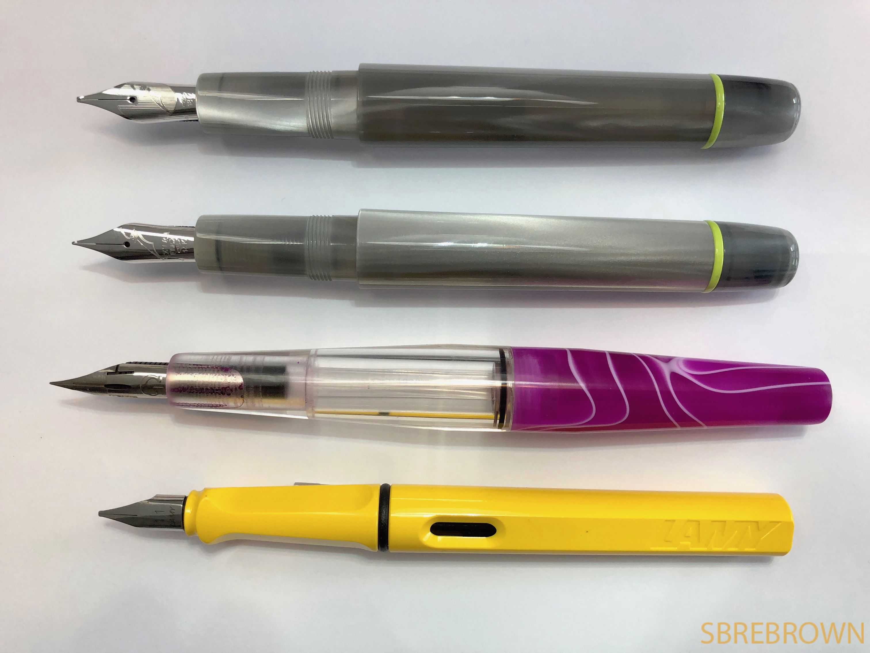 Le Piston Zebra G Dip Nib Fountain Pen Review