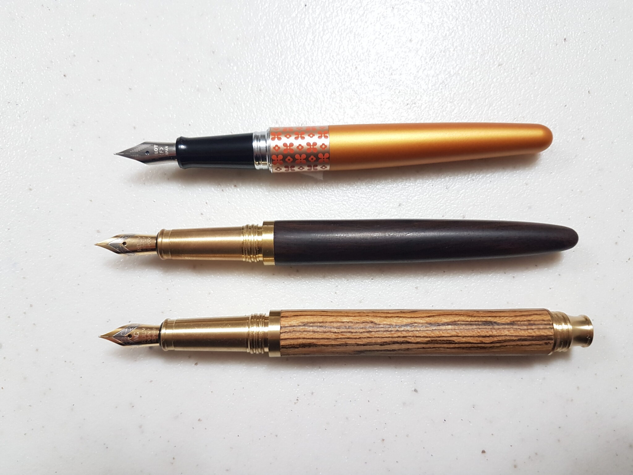 Webson Gill Prestige Edition Fountain Pen Review Hey there!