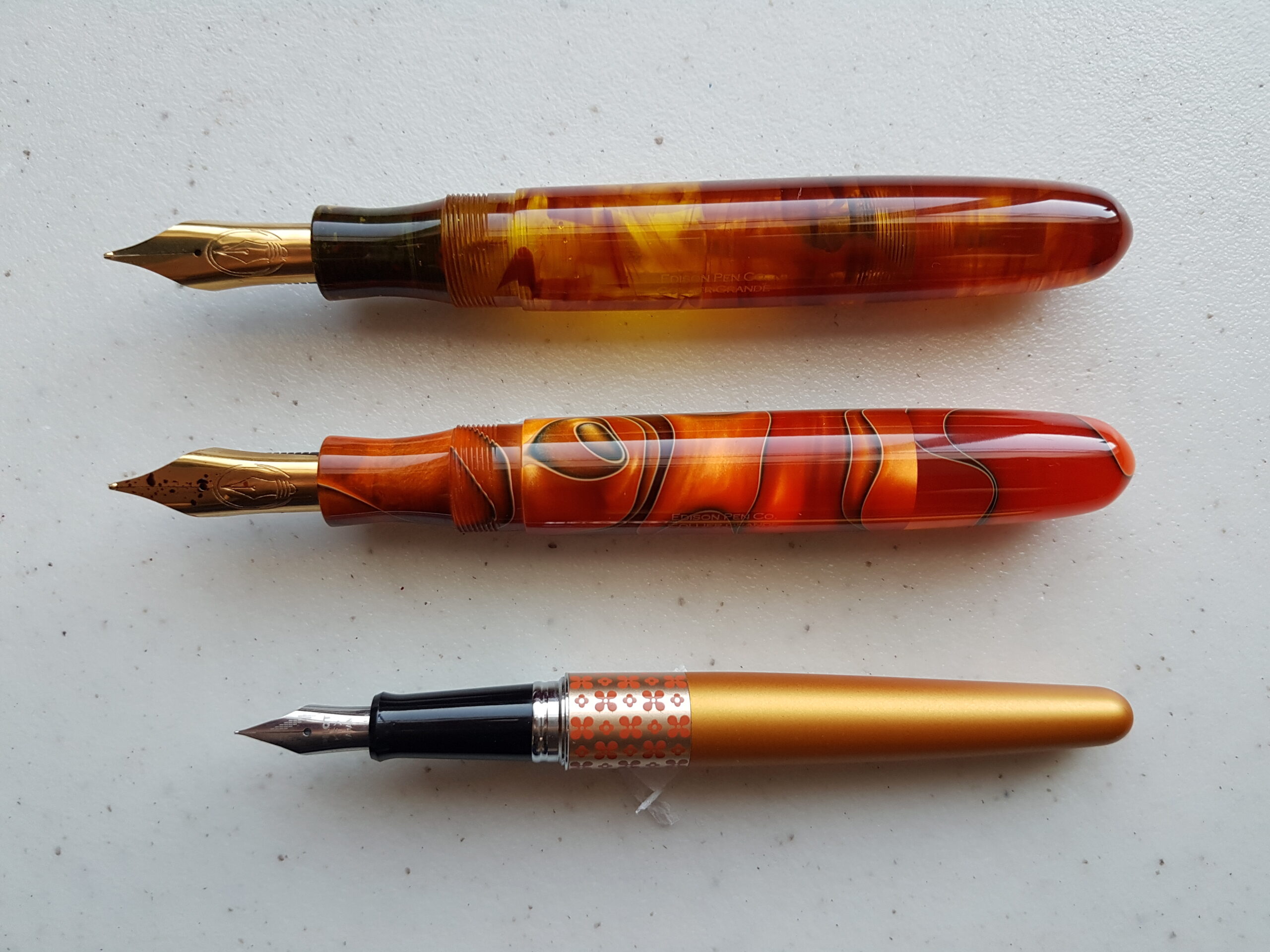 Edison Pens Collier Grande with #8 Nib Fountain Pen Review | Hey